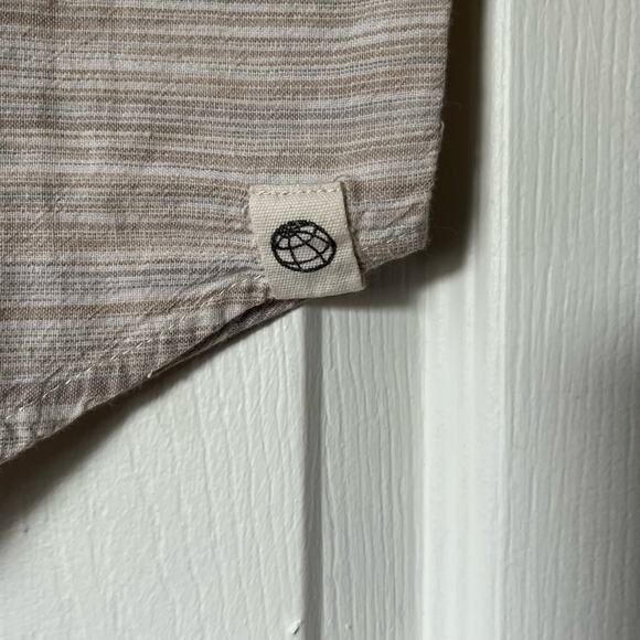 Free Planet Striped Button-Down Shirt - Size XL - Picture 3 of 9